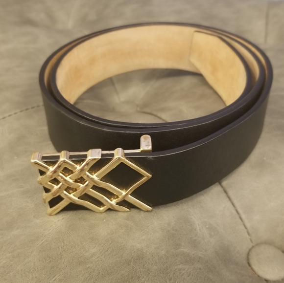 Authentic Burberry women belt - Picture 6 of 11